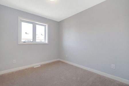 For Lease - 371 Crossway Terrace, Stittsville - Munster - Richmond, Ontario - Photo 2