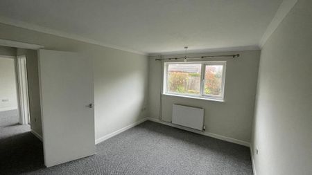 3 bedroom detached bungalow to rent - Photo 5