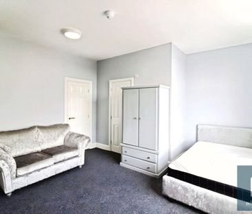 New North Road, Huddersfield, HD1 - Photo 1