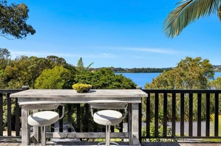 3-bedroom shared house, Broadwater Esplanade - Photo 3