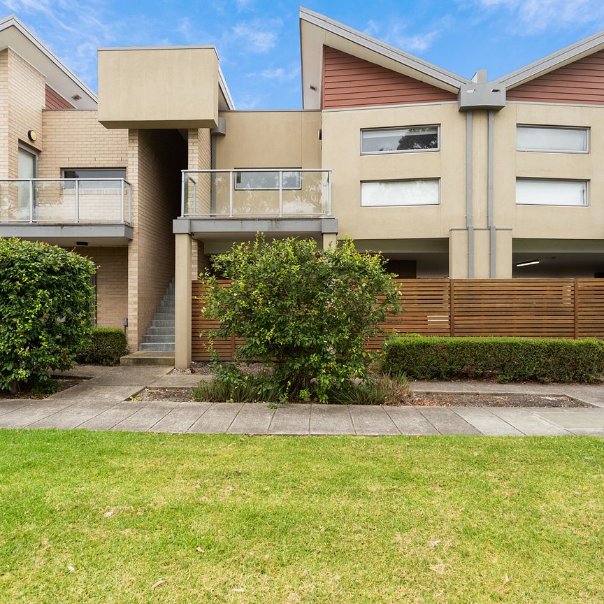 9 Hinterland Close, Lynbrook VIC 3975 - Photo 1