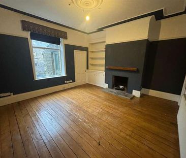 Selborne Terrace, Shipley, BD18 - Photo 2