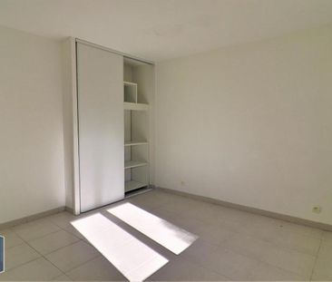 Location Maison 4 pièces 88m² ETAULIERS 33820 - Photo 3
