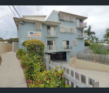 6/2-4 Irene Street, Redcliffe, Qld 4020 - Photo 3
