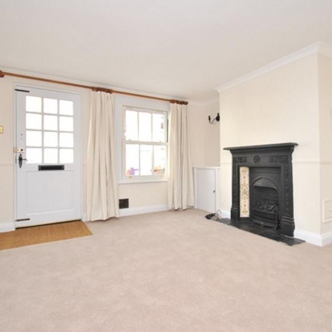 2 bedroom cottage to rent - Photo 1