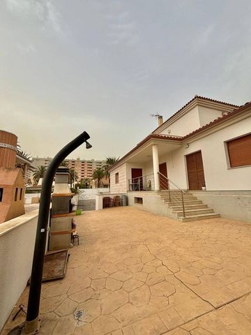 4 bedroom luxury Detached House for rent in La Manga del Mar Menor, Spain - Photo 5