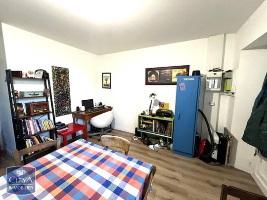 Location Maison 2 pièces 29m² CAGNAC LES MINES 81130 - Photo 1