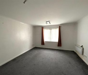 2 bedroom property to rent - Photo 3