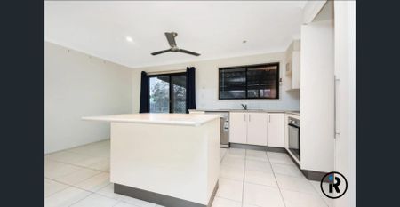 Beautiful Family Home - Photo 5