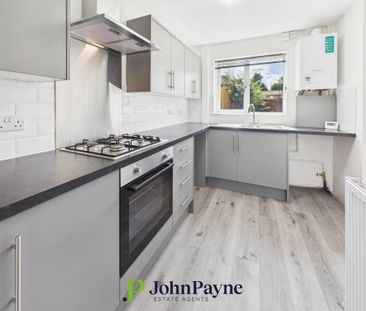 2 bedroom end of terrace house to rent - Photo 5
