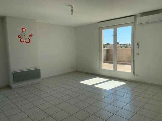 Location Appartement 4 pièces 77 m2 à Gigean - Photo 1