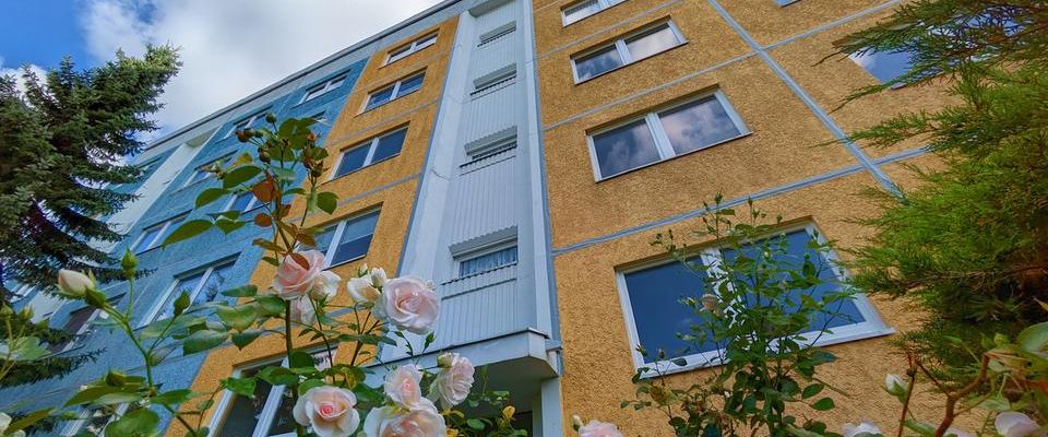 ++ sonnige 2-Raum-Wohnung mit Balkon & netter Hausgemeinschaft - in Limbach-Oberfrohna ++ - Photo 1