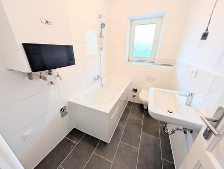 **Ihr neues Zuhause: +Erdgeschoss +frisch renoviert +eigener Garten +neues Tageslichtbad** - Photo 4