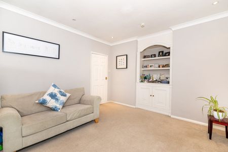 2 Bed Flat, Streatham Common, SW16 - Photo 5