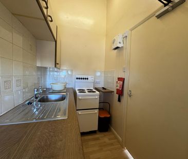 1 bedroom flat to rent - Photo 6