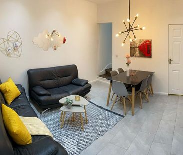 5 bedroom terraced house to rent - Photo 1