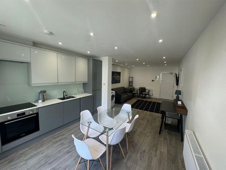Vivian Avenue, London NW4 - Photo 2