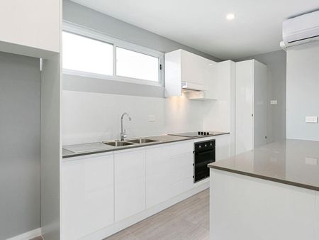 18a Coonong Road, Gymea Bay NSW 2227 - Apartment For Rent | Domain - Photo 2