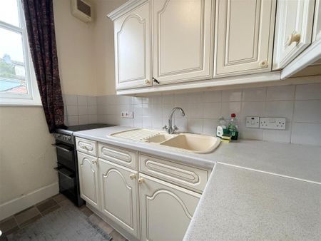 South Embankment, Dartmouth - Photo 3