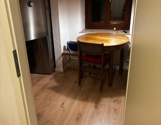 1 Zimmer in 3er WG-Wohnung im Herzen der Neustadt - Foto 1
