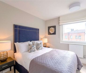 This large one bedroom apartment is set on the fifth floor, located in the heart of Victoria. The property boasts a large private terrace. - Photo 5