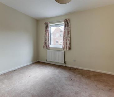 2 bedroom semi-detached house to rent - Photo 3