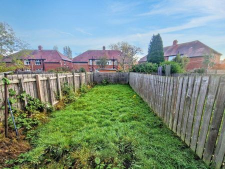 2 bed upper flat to rent in NE3 - Photo 3