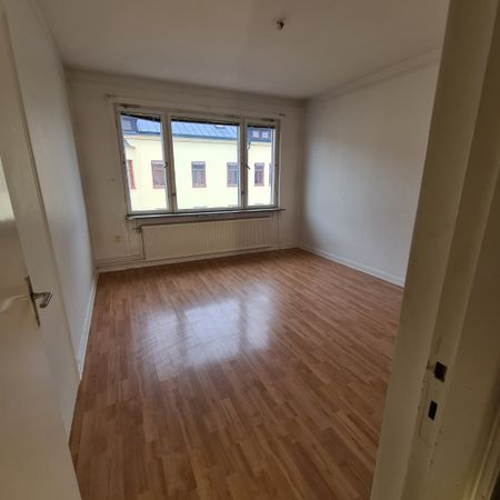 Poppelgatan, Motala - Photo 3