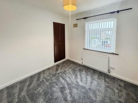 3 bedroom House To Let - Photo 3
