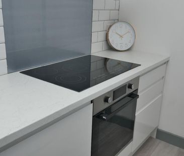 5 bedroom terraced house to rent - Photo 6