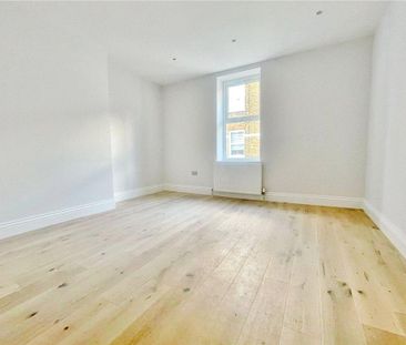 2 bedroom maisonette to rent - Photo 4