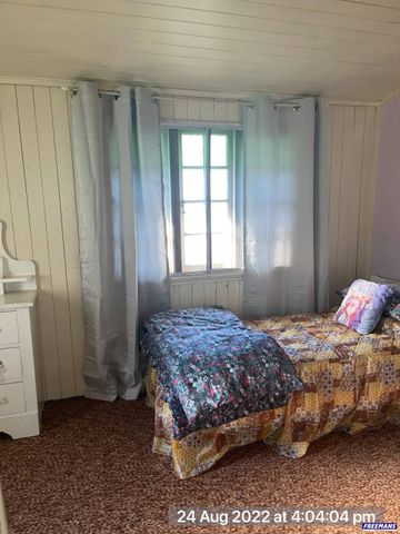 Furnished 4 Bedroom Home, Close to CBD - Available January 2026 - Photo 4