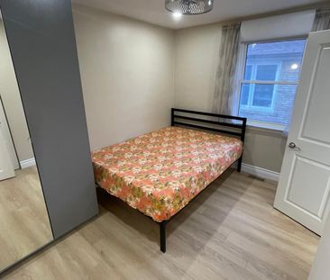 For Lease - 67 Hart Avenue Unit# Main, Toronto, Ontario - Photo 2