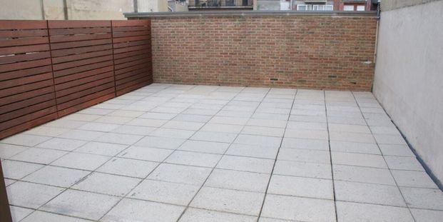 Appartement te huur in Oostende voor € 800 met 2 slaapkamers - Photo 1