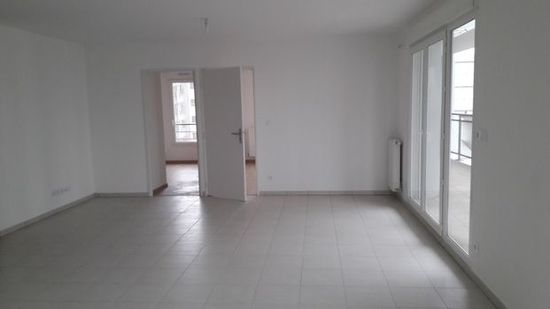 location Appartement T5 DE 94m² À VILLEURBANNE - Photo 1