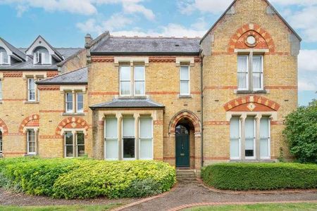 Andrew Reed Court, Wd, Keele Close, Watford, WD24 - Photo 3