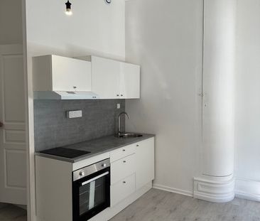 Location Appartement 1 pièce 19m² BOULOGNE SUR MER 62200 - Photo 1