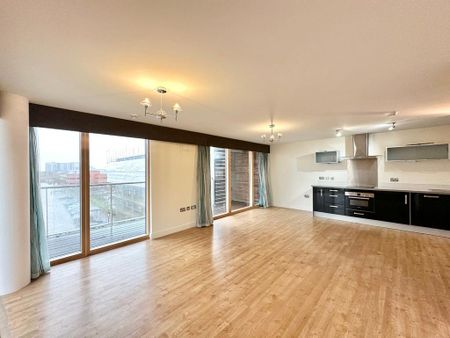 3 bedroom apartment to rent - Photo 2