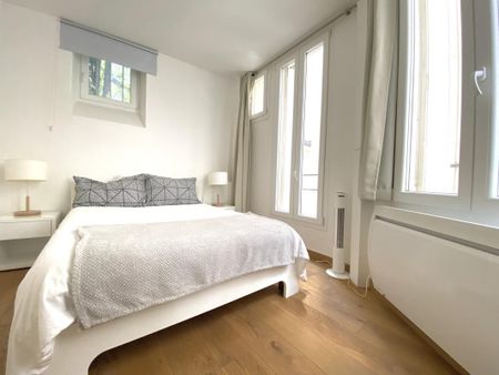 Location Appartement 2 pièces Meublé 44m² PARIS 4ème - Photo 4