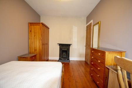 Ensbury Park Road 5 Bed Student House - Photo 5