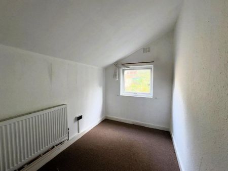 4 bedroom terraced house to rent - Photo 2