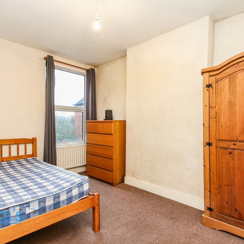 1 bed Shared House for Rent - Photo 1