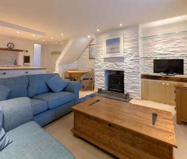 3 bedroom terraced house to rent - Photo 2