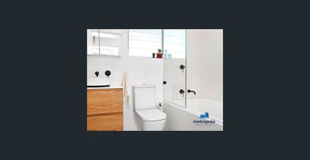 SLEEK BRIGHT SPACE IN A PEACEFUL GARDEN SETTING - Photo 4