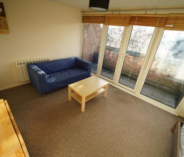 1 bedroom flat to rent - Photo 1