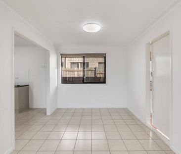 Neat & Tidy Home - Minutes from the CBD - Photo 1