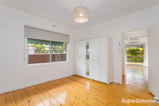 Neat and Fresh! - Photo 1