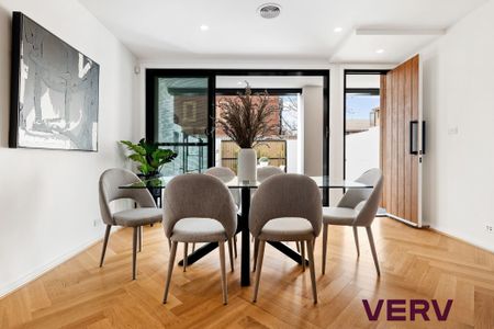 FABULOUS TWO STOREY TOWNHOUSE - Photo 2