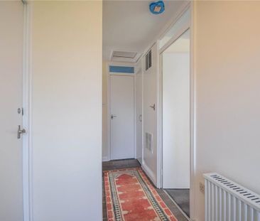 2 bedroom semi-detached bungalow to rent - Photo 5