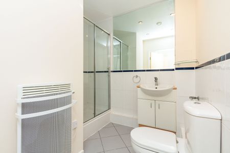 2 bedroom apartment to rent Centrium, Station Approach, Woking, GU22 - Photo 3